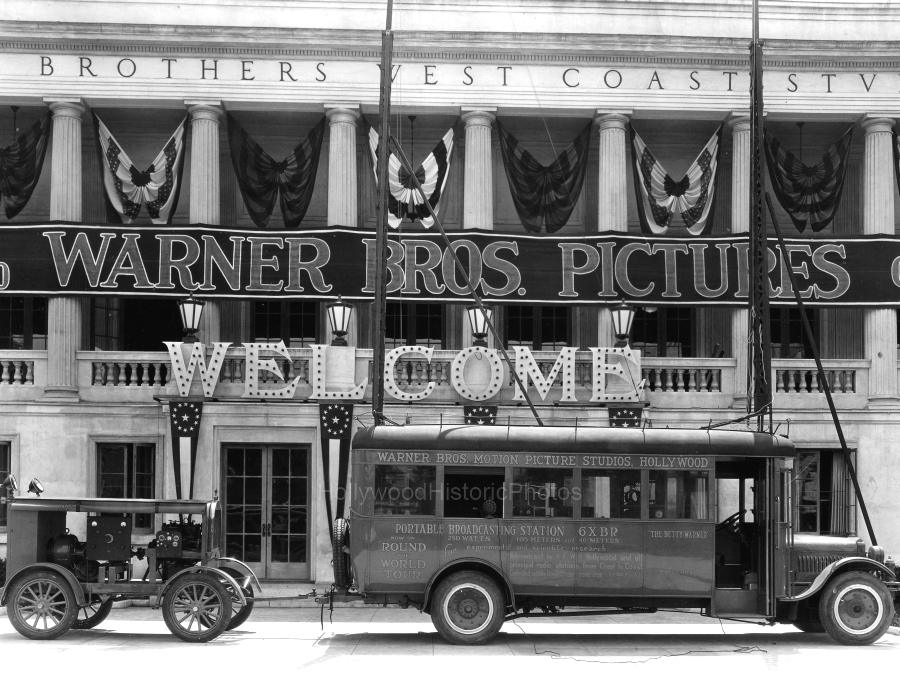Warner Bros. 1926 Hollywood Studio KFWB Radio mobile unit wm.jpg